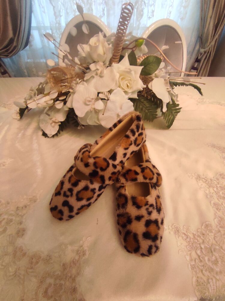 leopar desenli peluş ev babeti 