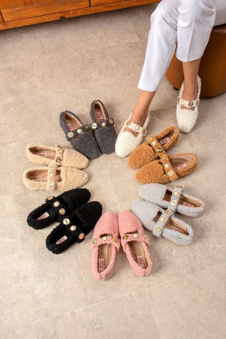 peluş işleme detaylı babet