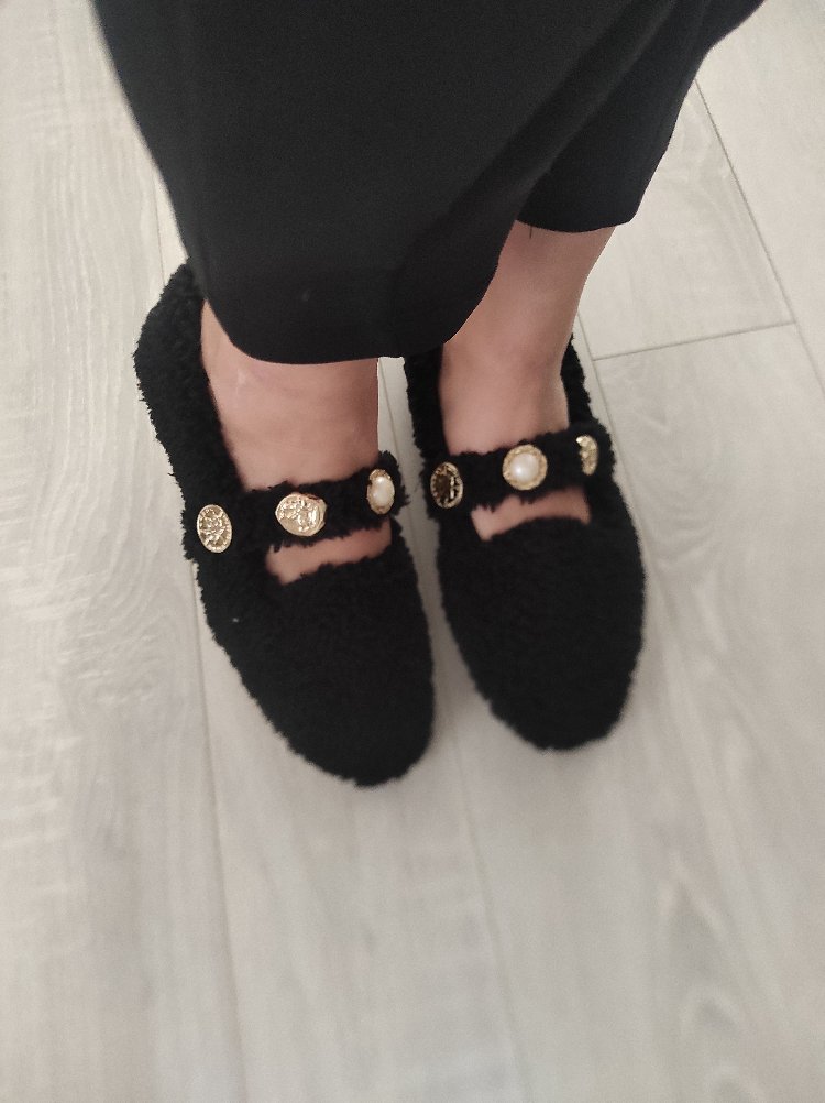 peluş işleme detaylı babet