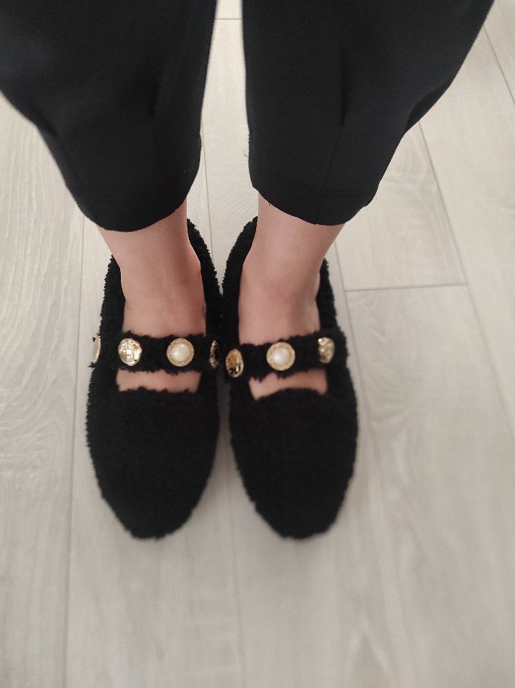 peluş işleme detaylı babet