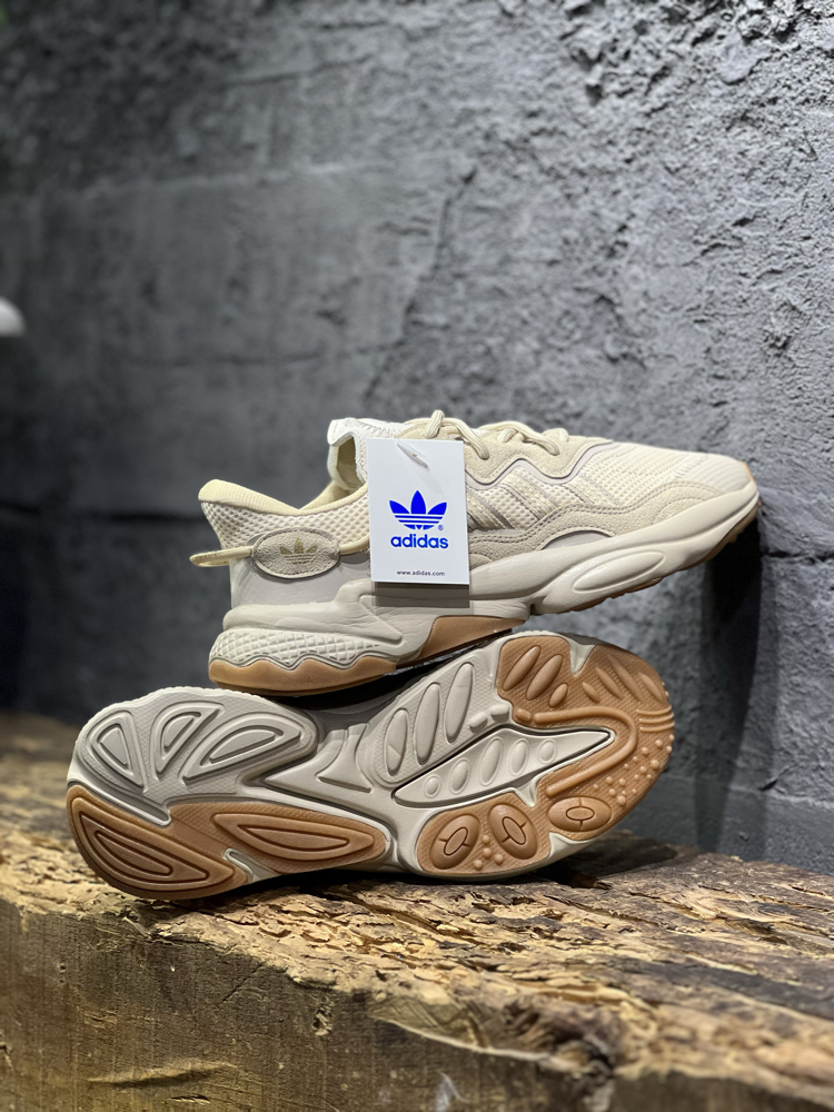 adidas OZWEEGO beige