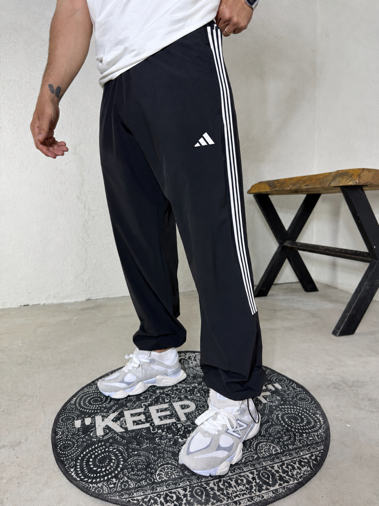 Adidas Essentials Baggy Oversize Eşofman Altı Siyah Beyaz  