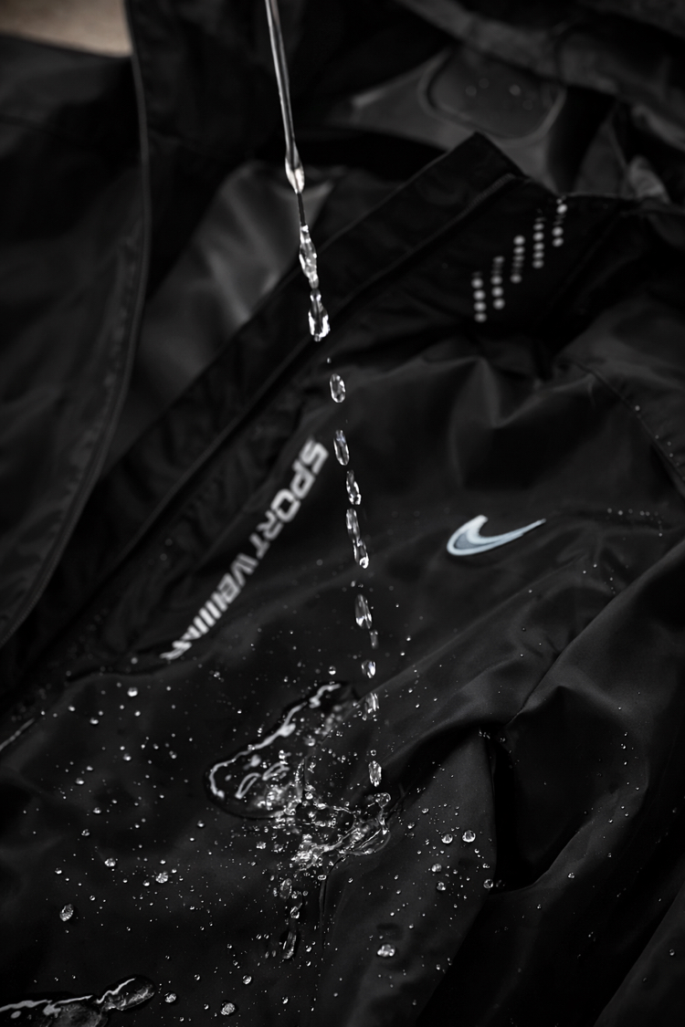Nike windrunner İthal Yağmurluk Siyah  