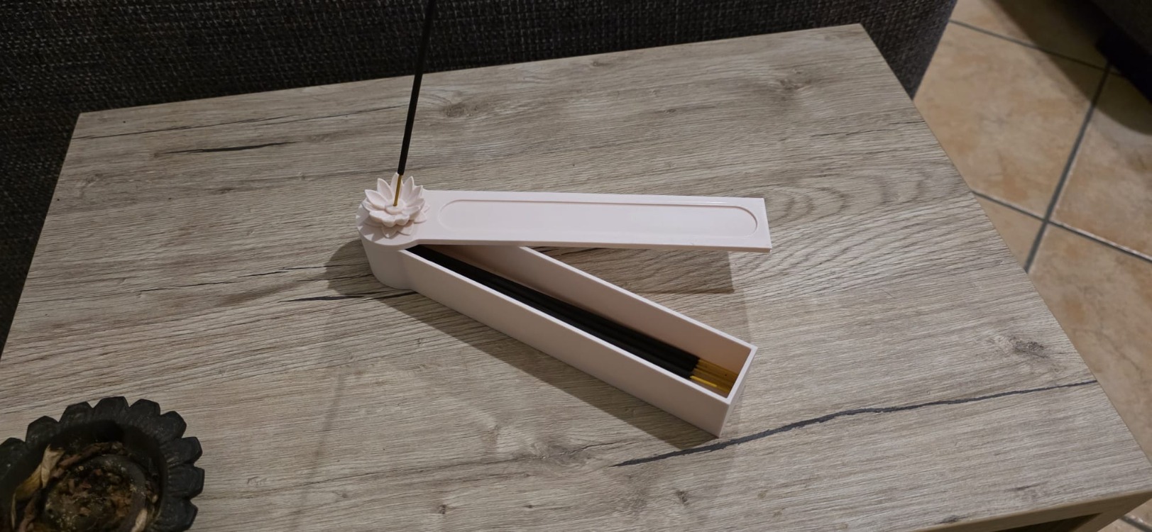 Çiçekli Tütsülük Modeli