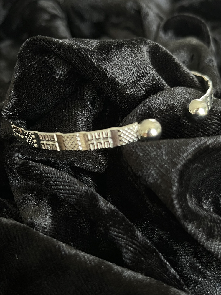 Silver Çelik Etnik Motif Manşet Bileklik