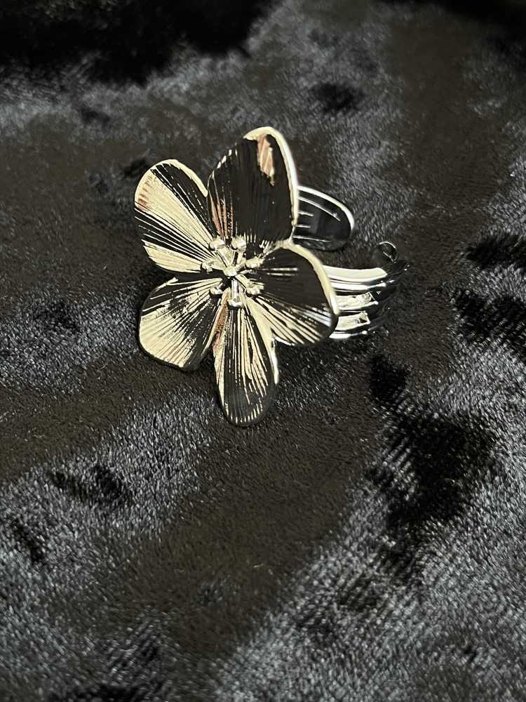 Silver Hibiscus Çiçek Yüzük