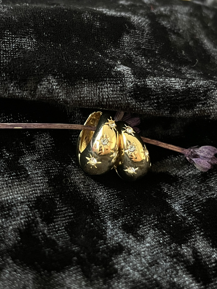 Gold Çelik Yıldız Taşlı Küpe