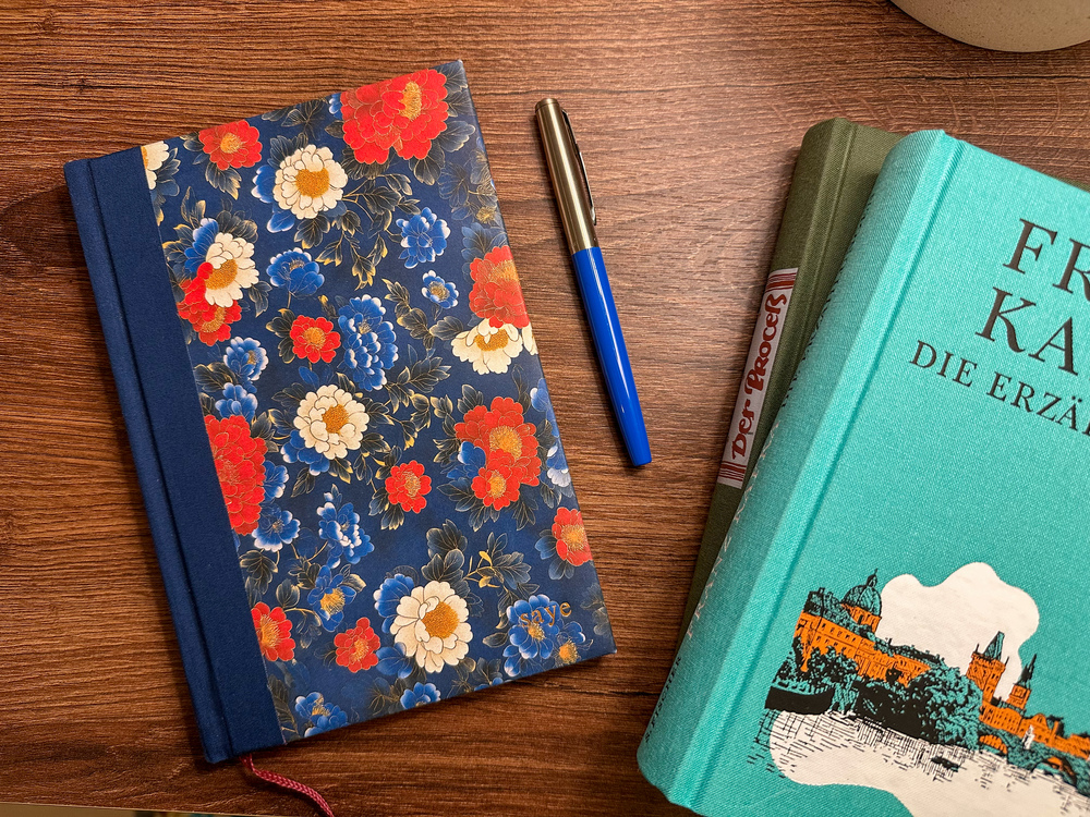 Japon Çiçek Desenli Ciltli Defter (Çizgisiz)
