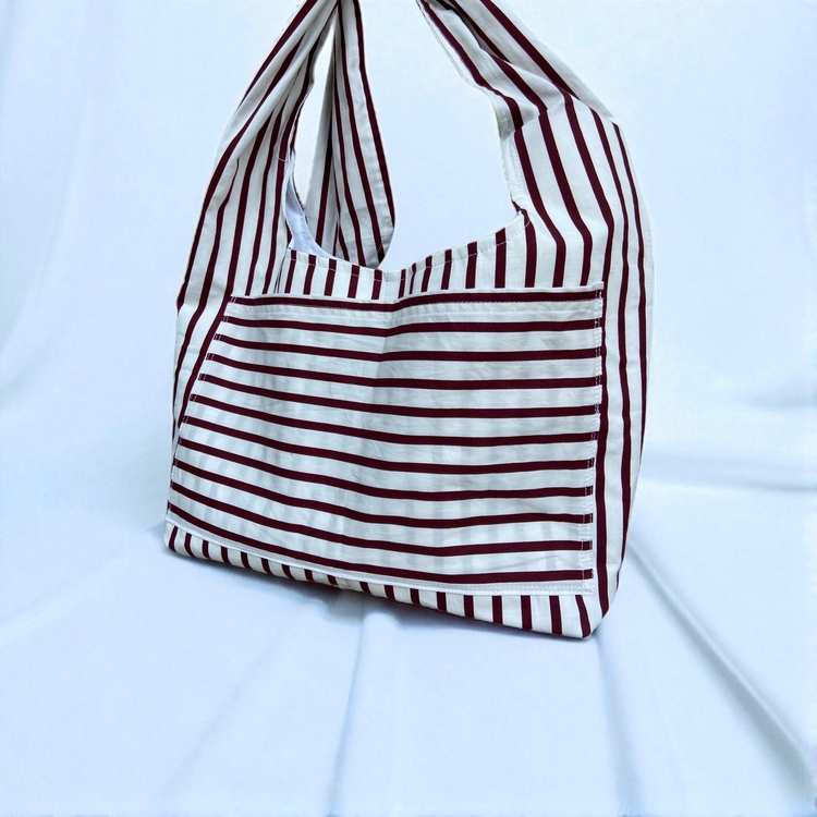 BORDO FİYONK DETAYLI ÇANTA