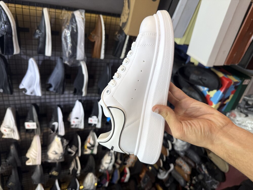 ALEXANDER MCQUEEN AYAKKABI BEYAZ