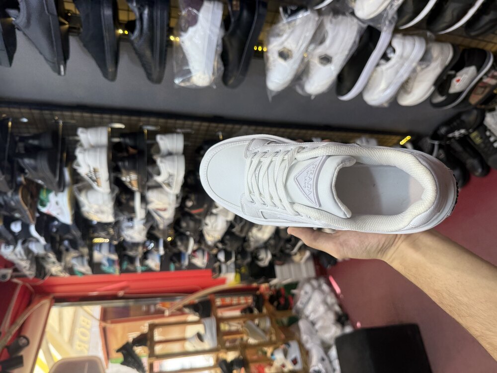 PRADA AYAKKABI BEYAZ