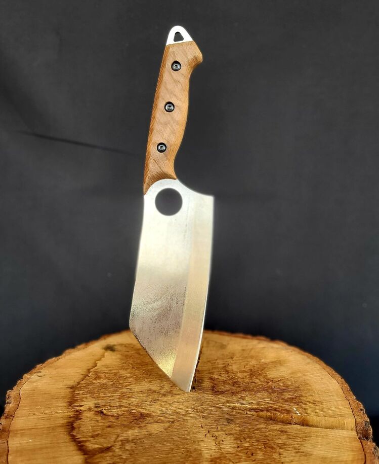 D002