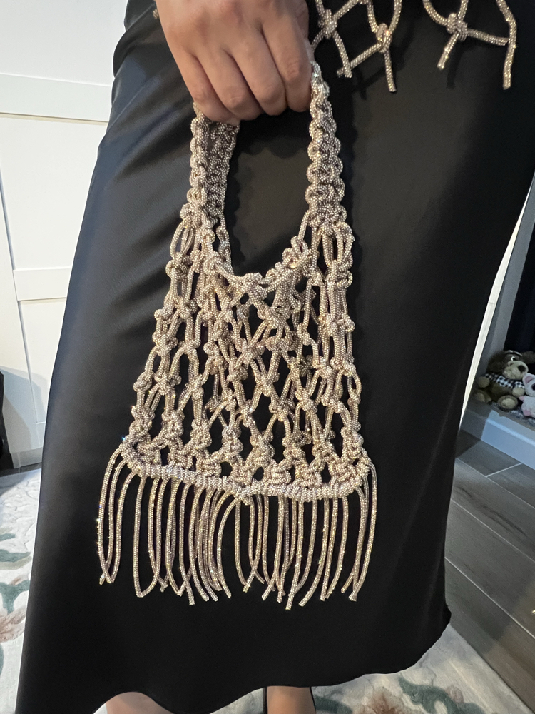 SE’Atelier kristal saçaklı portfoy çanta