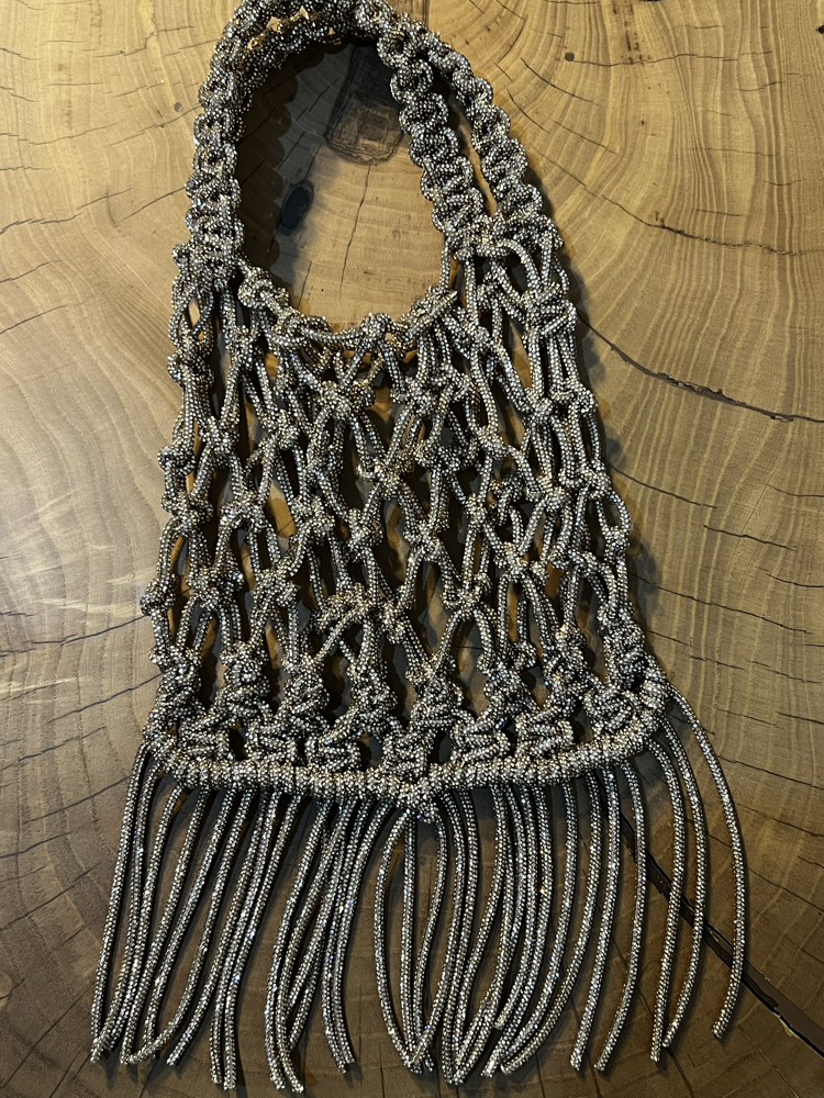 SE’Atelier kristal saçaklı portfoy çanta