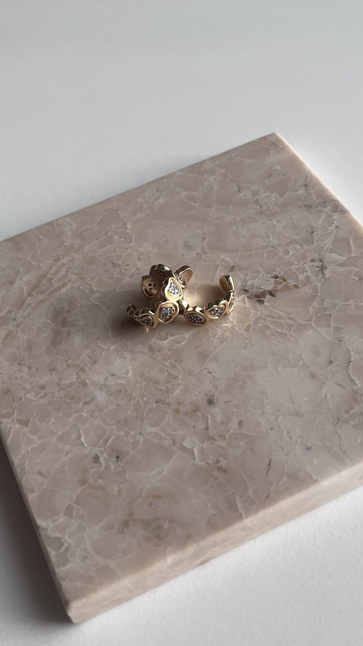Heart Earcuff
