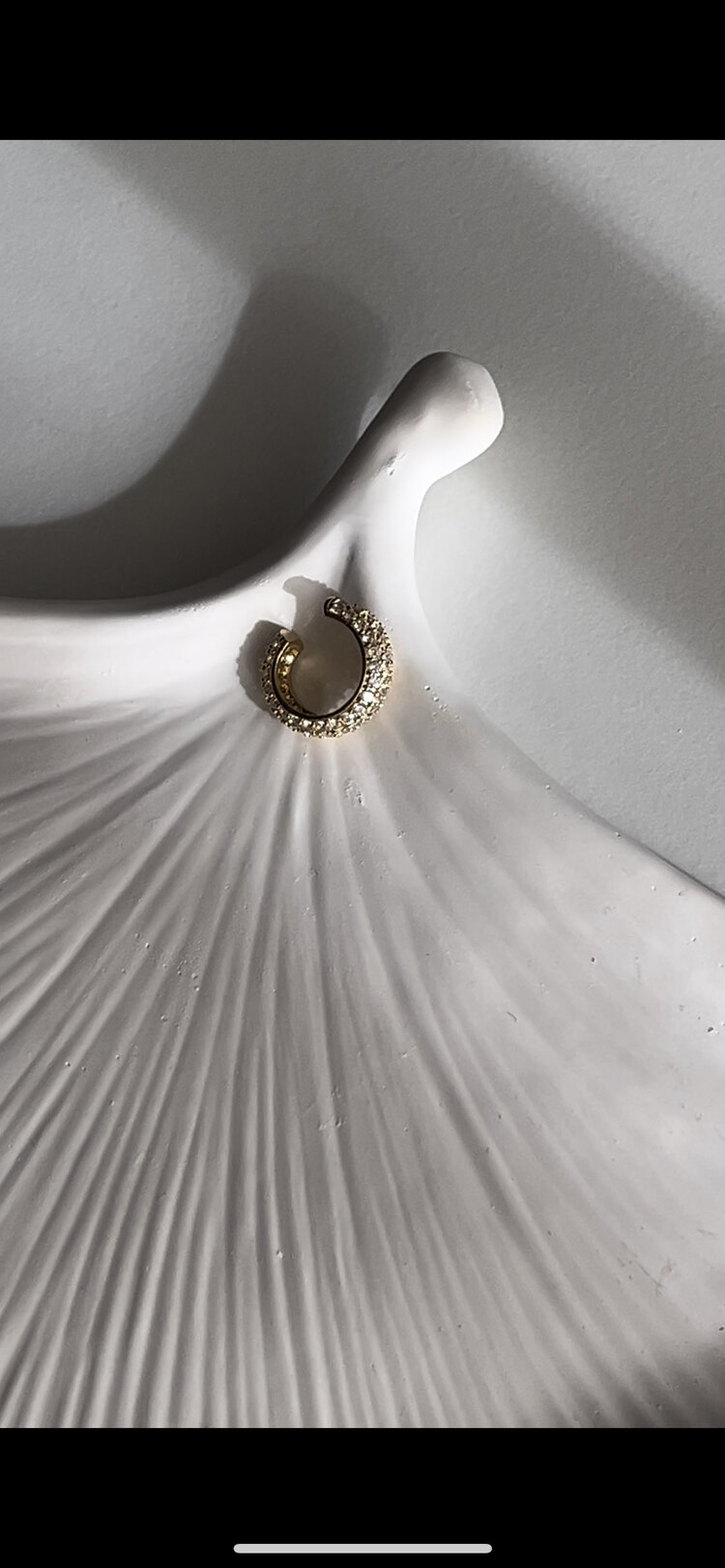 Charming Earcuff