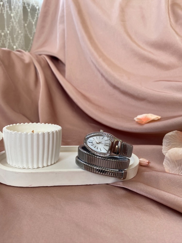 silver yılan model tasarım saat