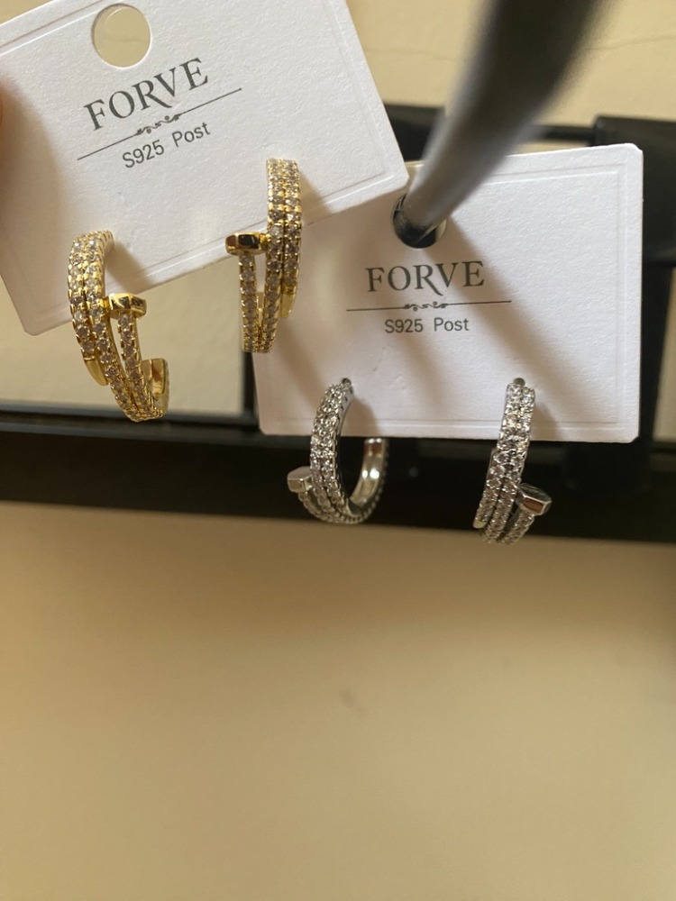 tornillo küpe | altın kaplama