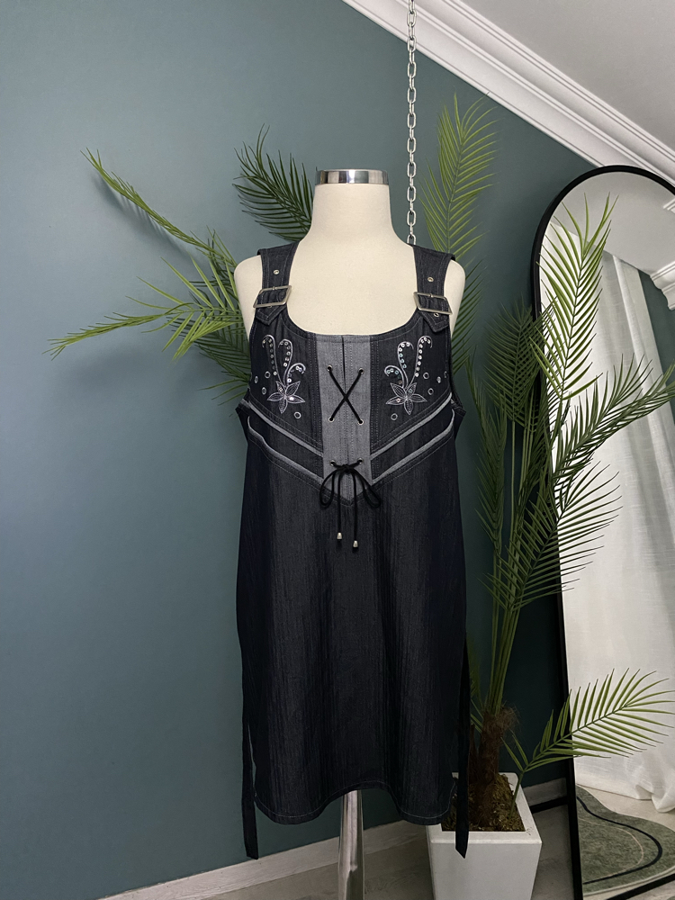 Lace-Up Pinafore