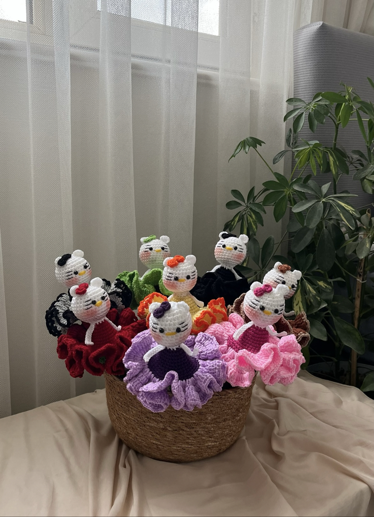 Hello kitty karanfil