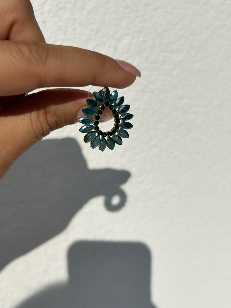 Premium seri tasarım yeşil kristal taş küpe 