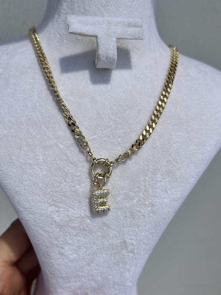 Premium seri tasarım 14k E harfi kolye 