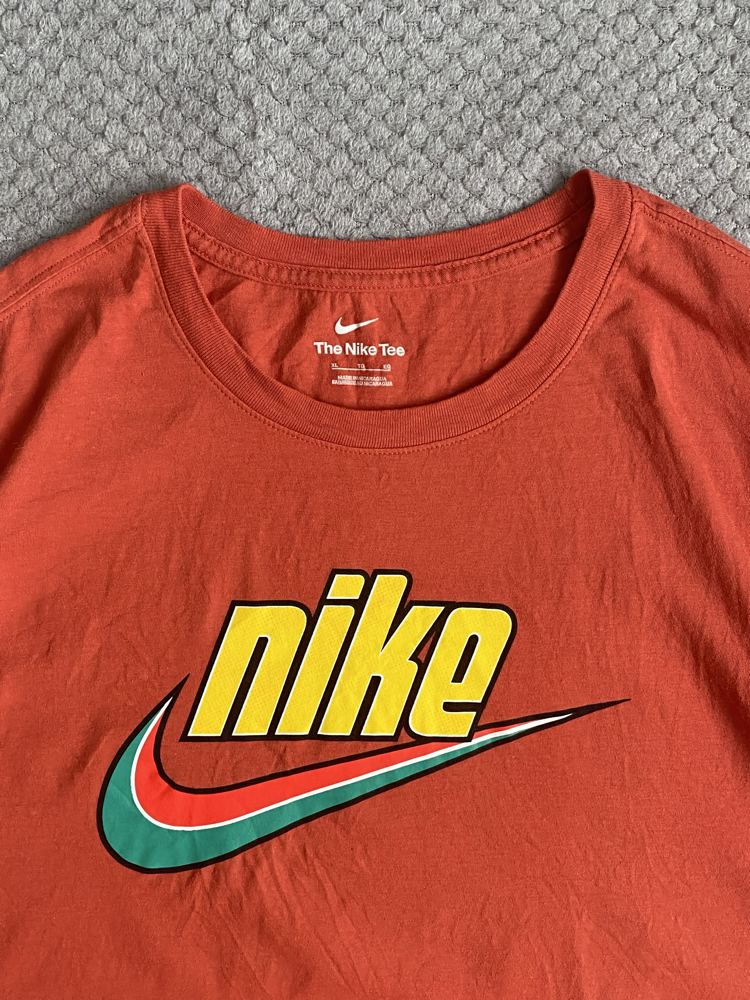 Nike Swoosh T-Shirt