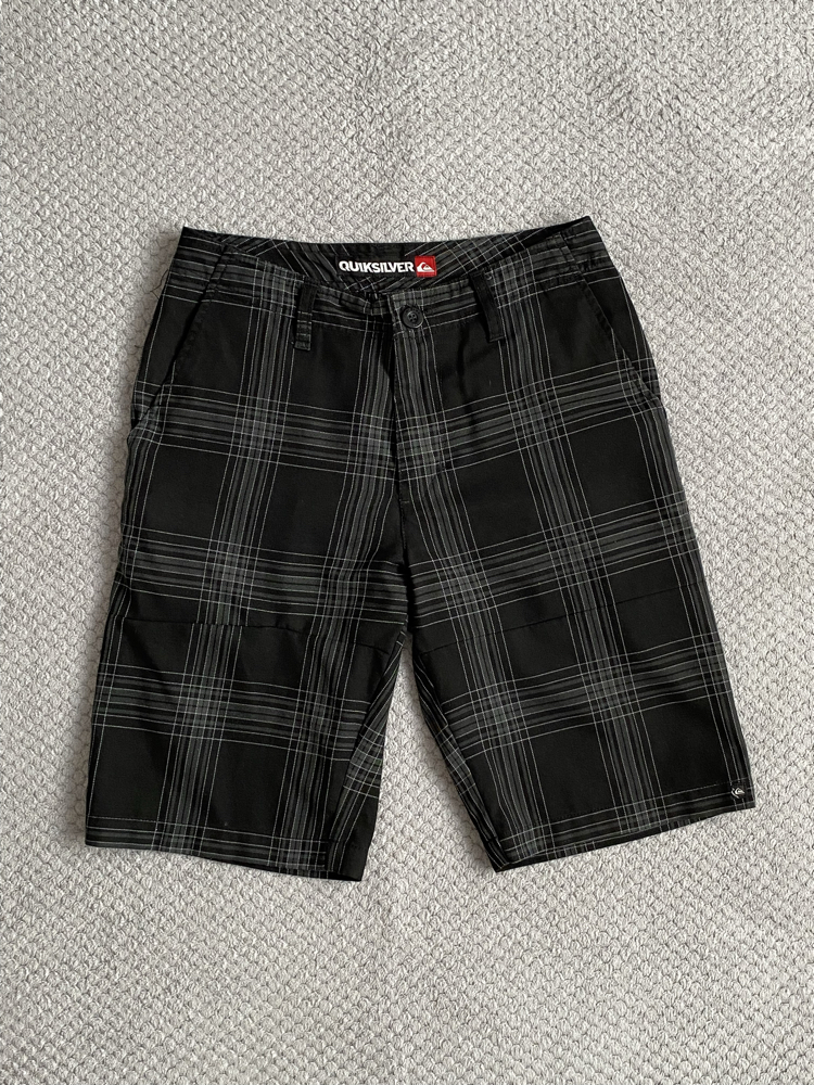 Vintage Y2K Quiksilver Plaid Shorts 
