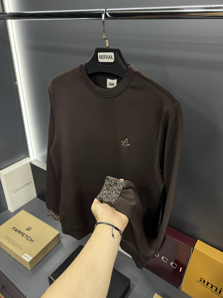 BY Premium Sweatshirt