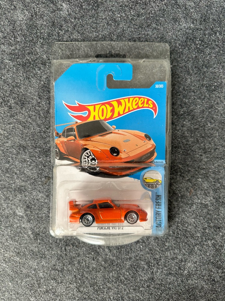 Hot Wheels Porsche 993 GT2 (2015)