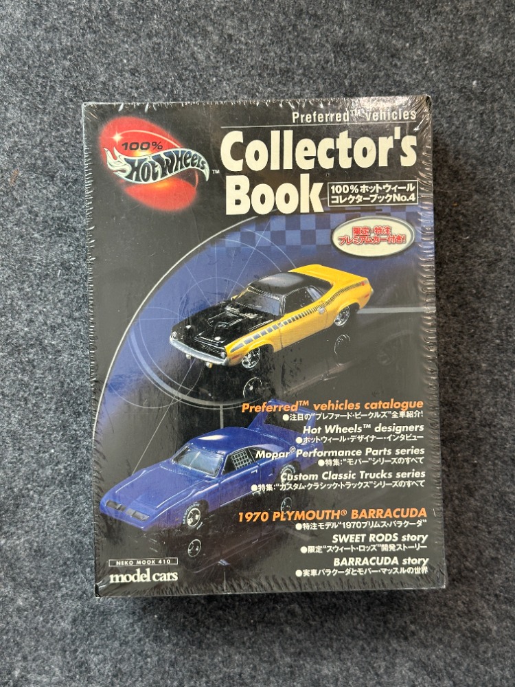 Hot Wheels "Sweet Rods" '70 Plymouth Barracuda Collector's Book (2002)