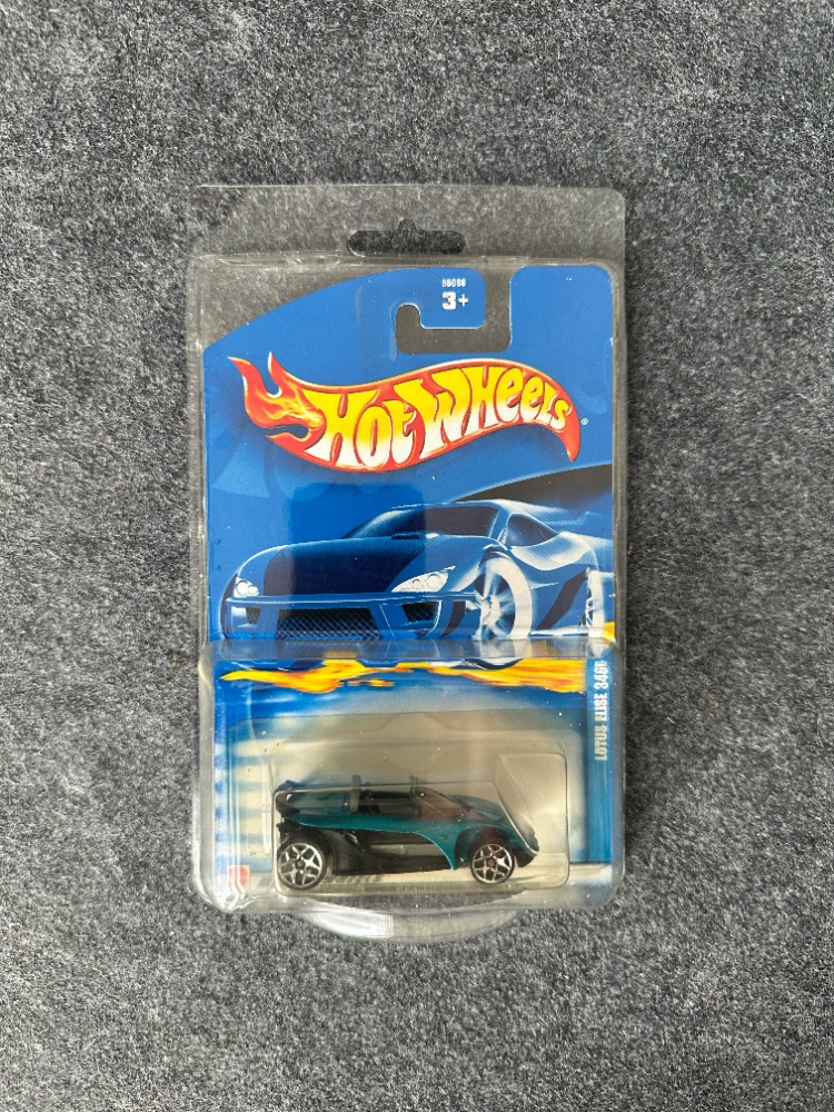 Hot Wheels 2000 First Editions Lotus Elise 340R (2000)