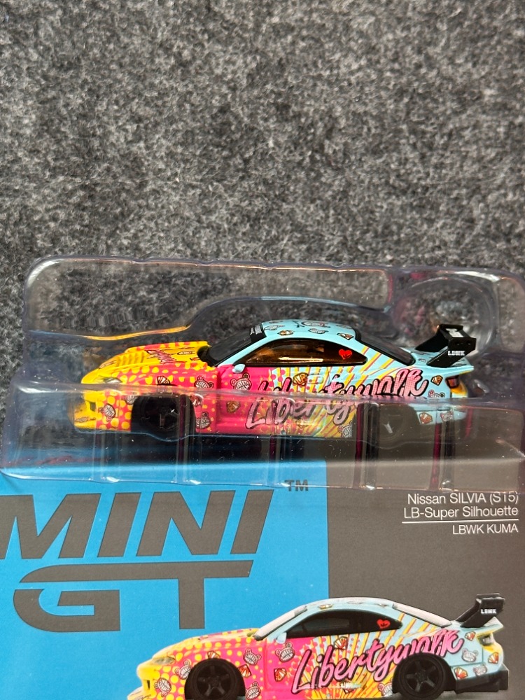 Mini GT 743 Nissan LB-Super Silhouette S15 SILVIA LBWK KUMA