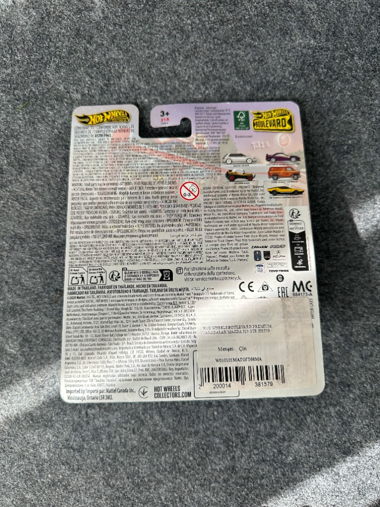 Hot Wheels Mazda 323 GTR Boulevard Premium (2020)