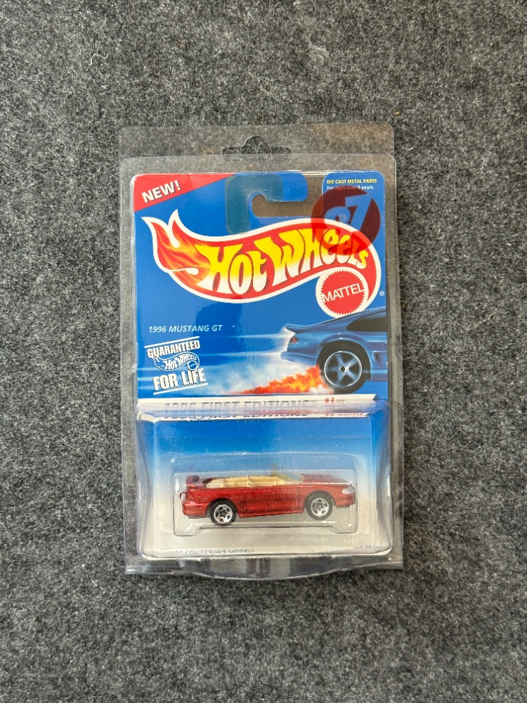 Hot Wheels 1996 First Editions Mustang GT (1995)
