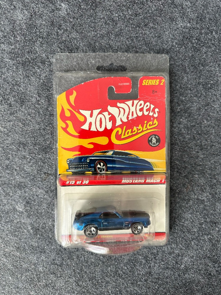 Hot Wheels Classics Series 2 #15 Mustang Mach 1 (2005)