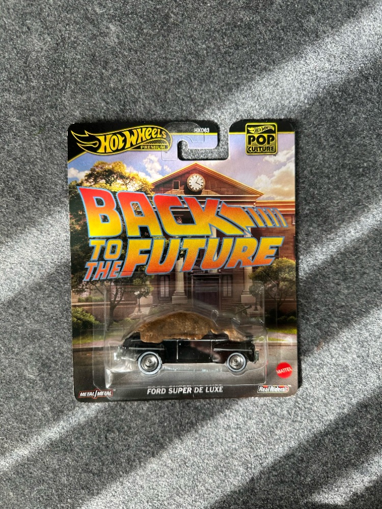 Hot Wheels Ford Super De Luxe Back To The Future Pop Culture Premium (2024)