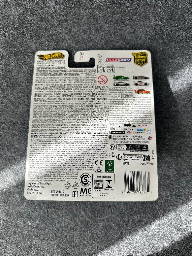 Hot Wheels '18 Bentley Continental GT3 Car Culture Premium (2024)
