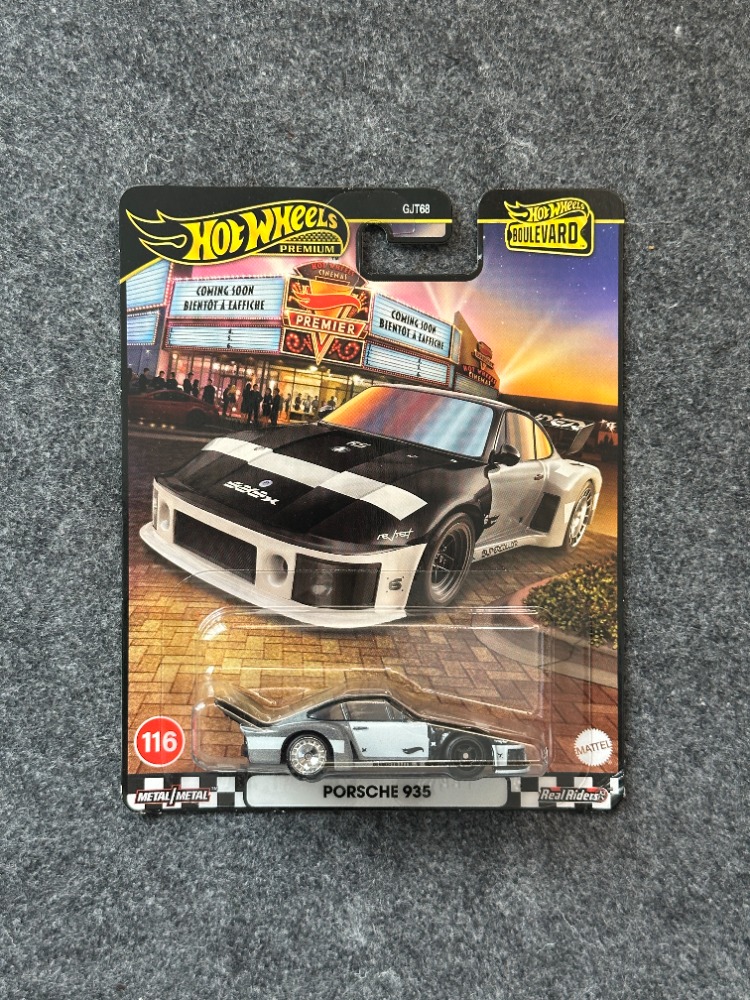 Hot Wheels Porsche 935 Boulevard Premium (2020)