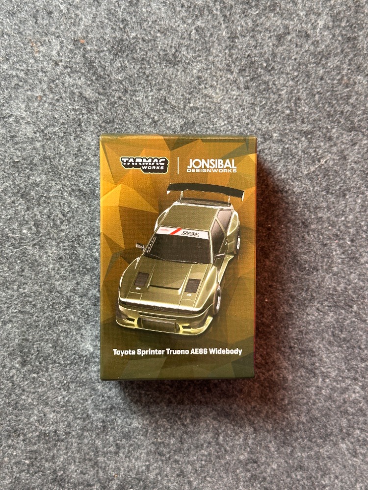 Tarmac Works Jonsibal Toyota Sprinter Trueno AE86 Widebody