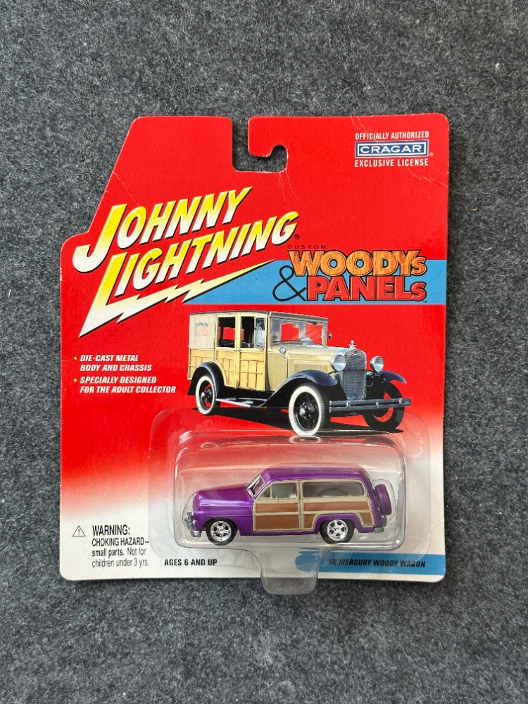 Johnny Lightning 1950 Mercury Woody Wagon (2002)