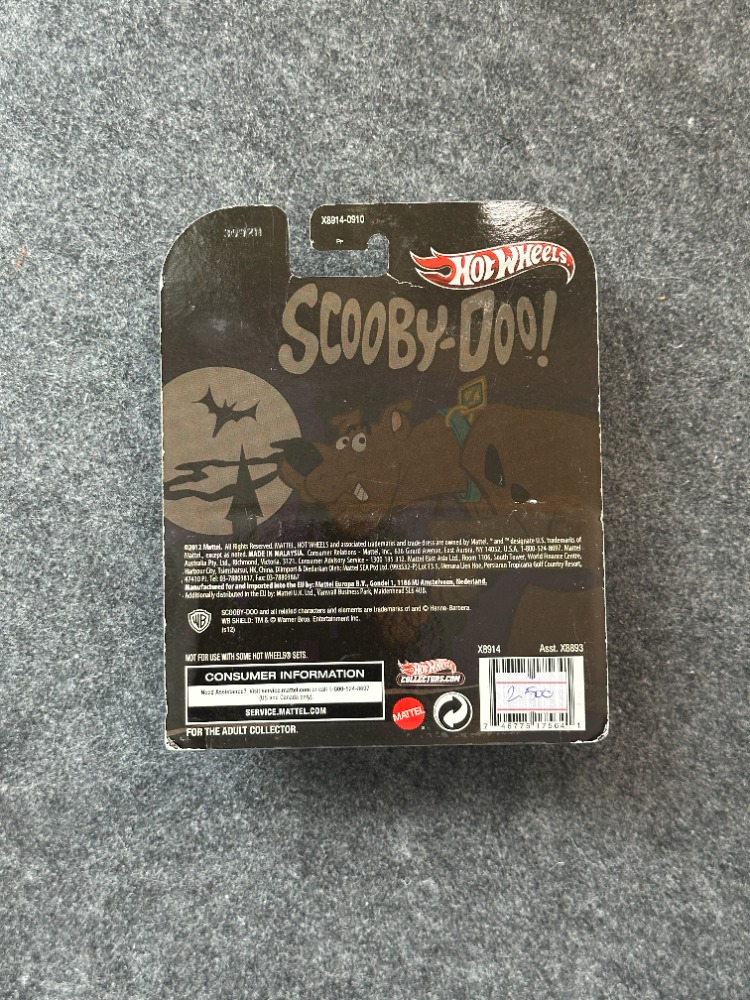 Hot Wheels Retro Entertainment Scooby-Doo! The Mystery Machine (2012)