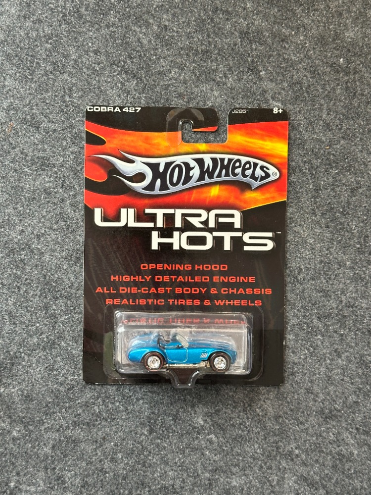 Hot Wheels Ultra Hots Shelby Cobra 427 (2005)