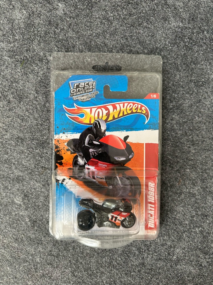 Hot Wheels Thrill Racers Ducati 1098R (2010)