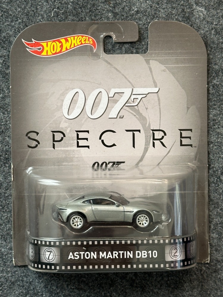 Hot Wheels Retro Entertainment James Bond Spectre Aston Martin DB10 (2015)