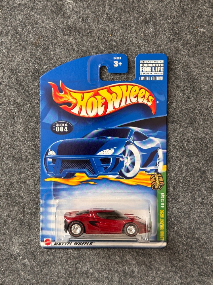Hot Wheels Treasure Hunt Lotus Project M250 STH (2000)