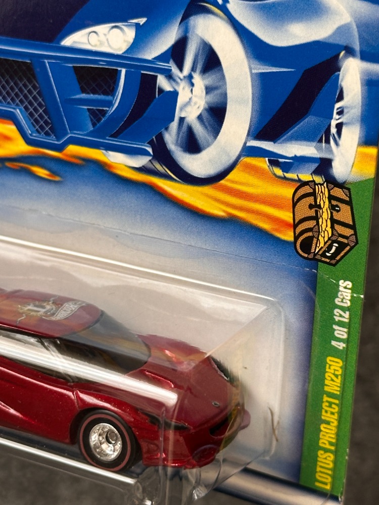 Hot Wheels Treasure Hunt Lotus Project M250 STH (2000)