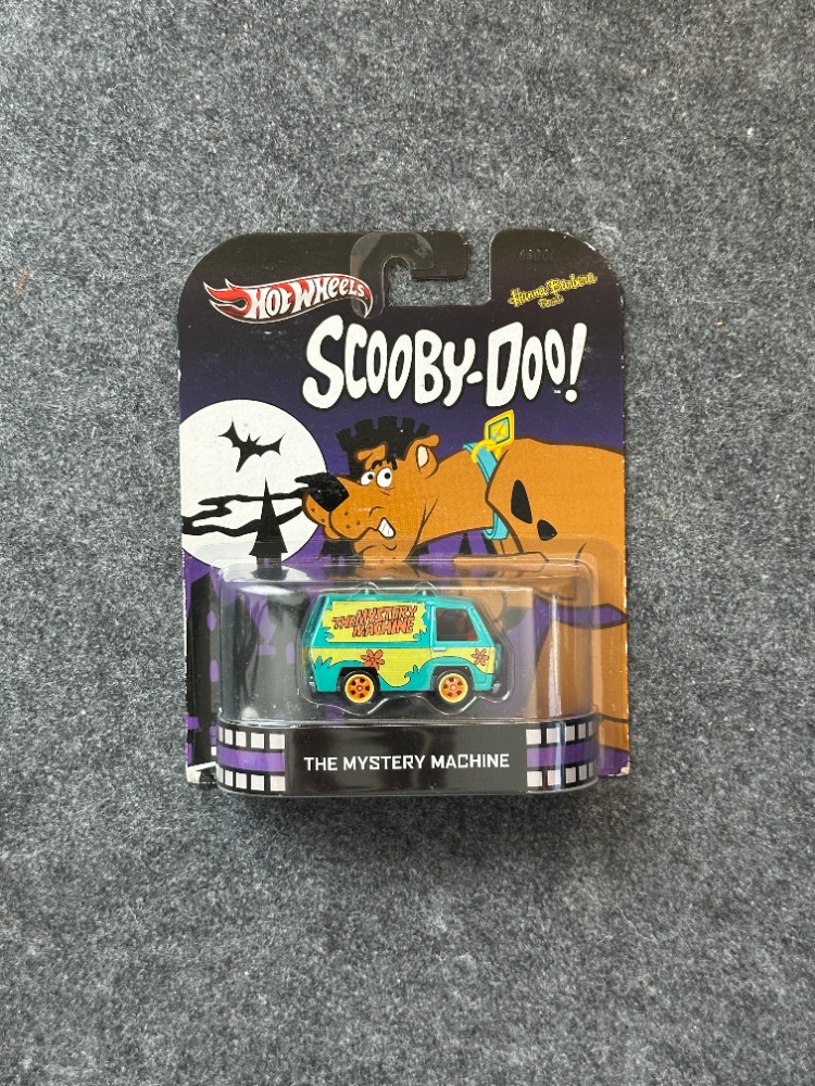 Hot Wheels Retro Entertainment Scooby-Doo! The Mystery Machine (2012)