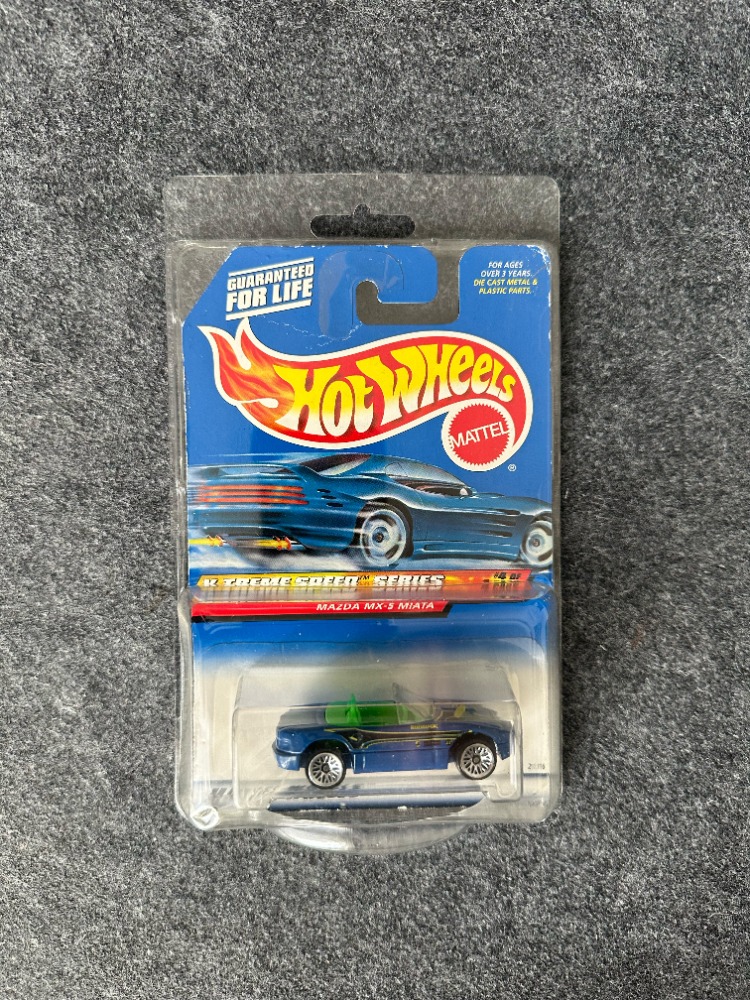 Hot Wheels Mazda MX-5 Miata (1998)