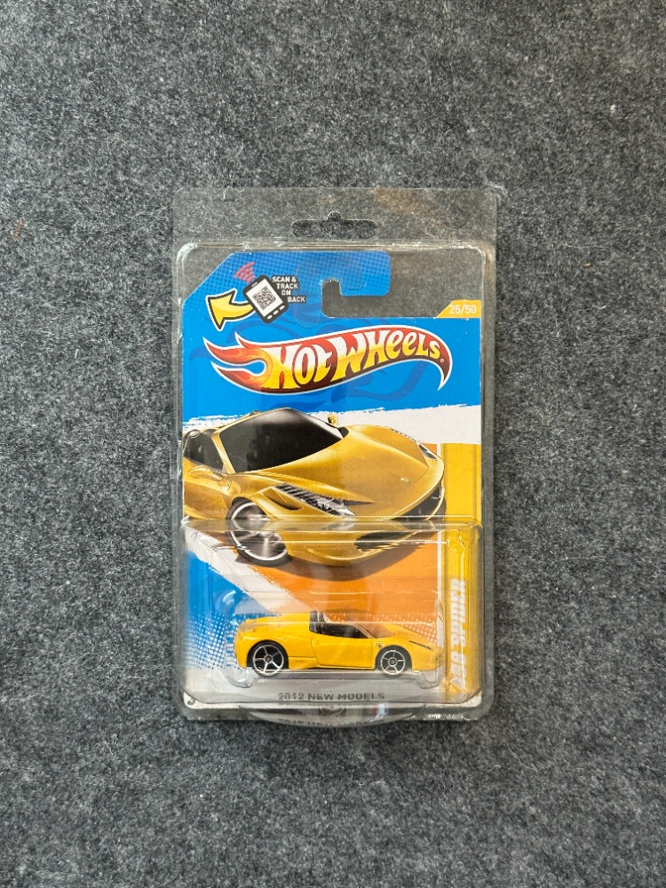 Hot Wheels Ferrari 458 Spider (2011)